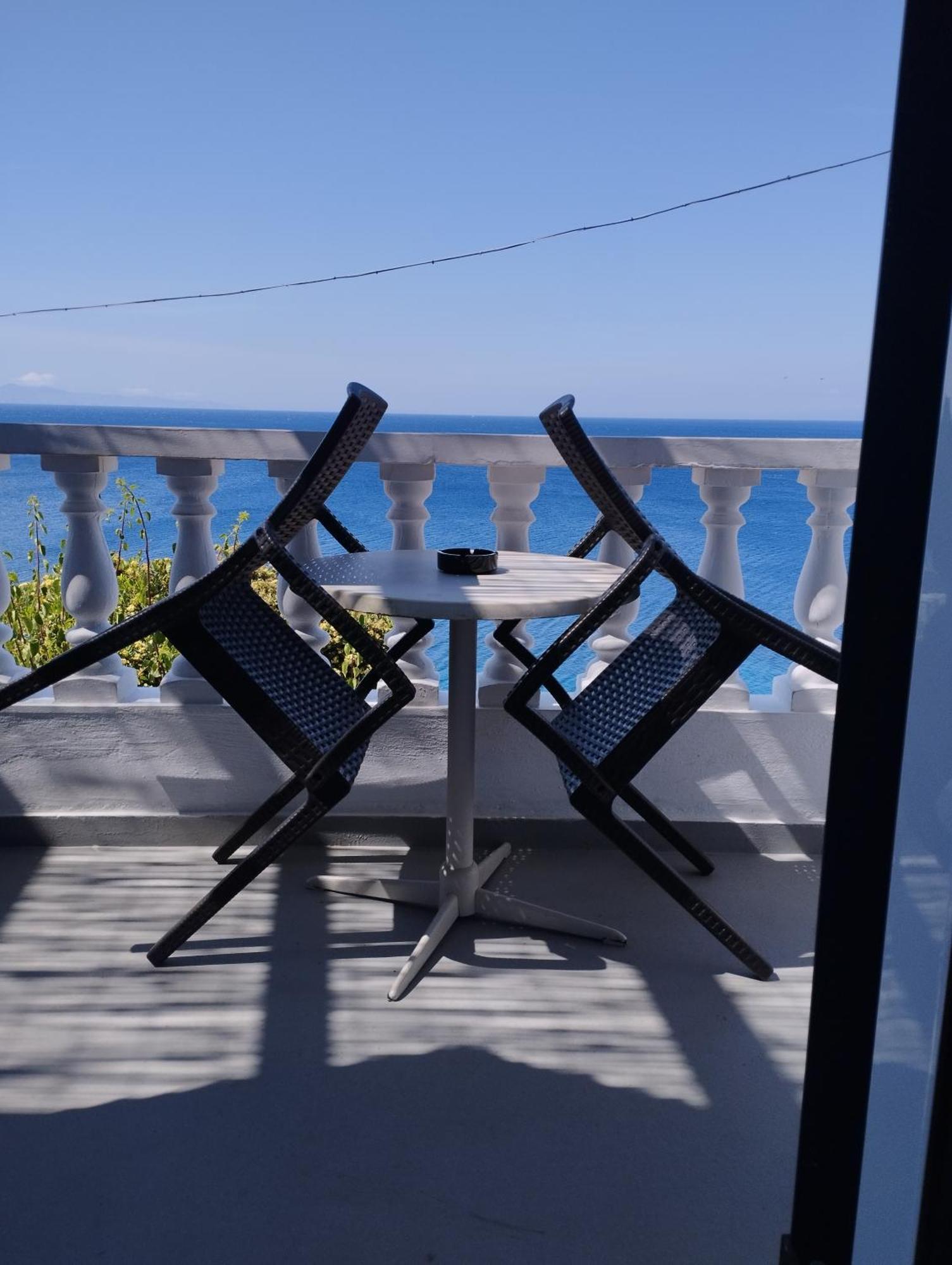 Marisini Sea View Aparthotel Mpatsi Kamer foto