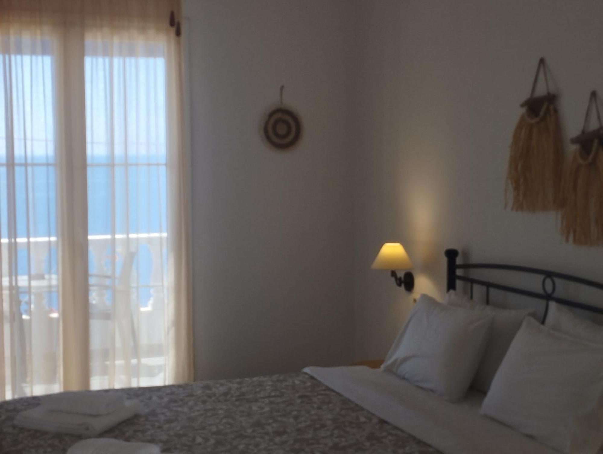 Marisini Sea View Aparthotel Mpatsi Buitenkant foto