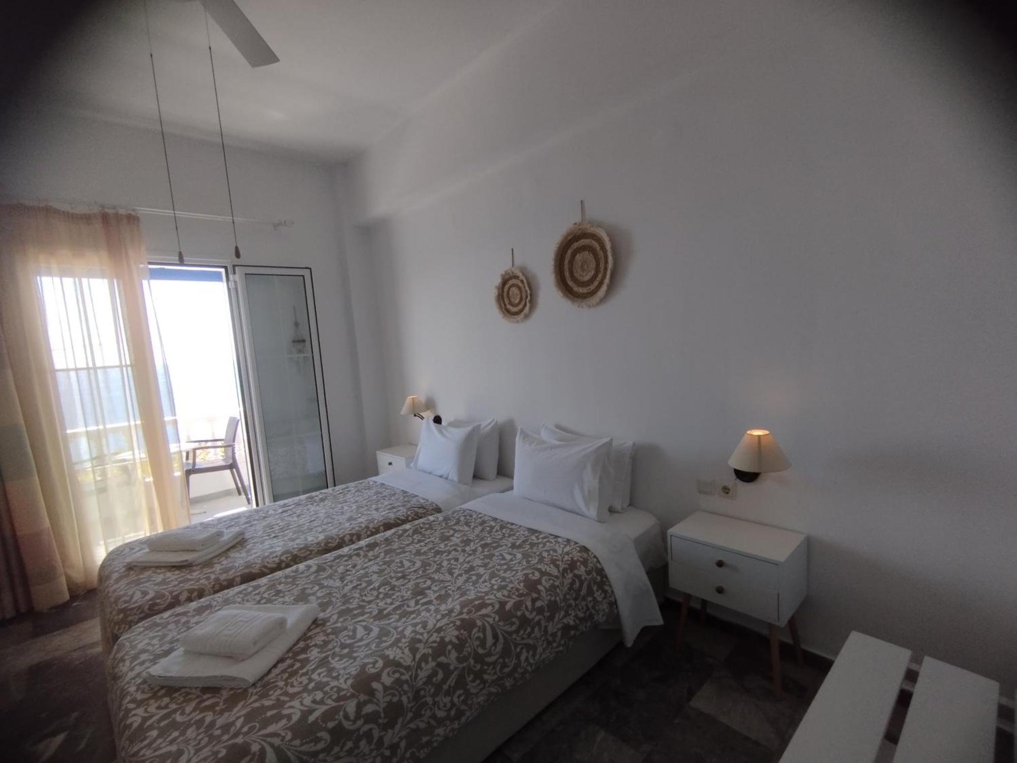 Marisini Sea View Aparthotel Mpatsi Buitenkant foto