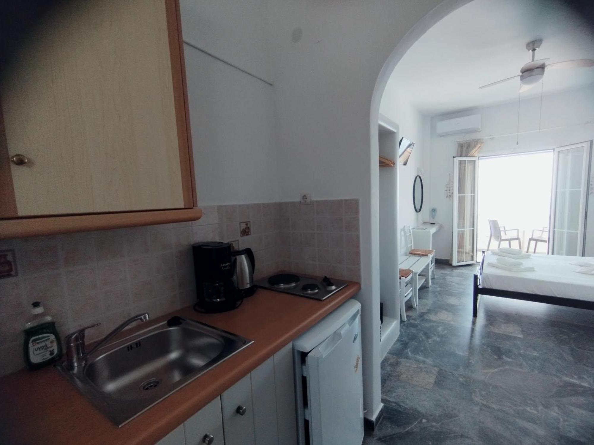 Marisini Sea View Aparthotel Mpatsi Buitenkant foto