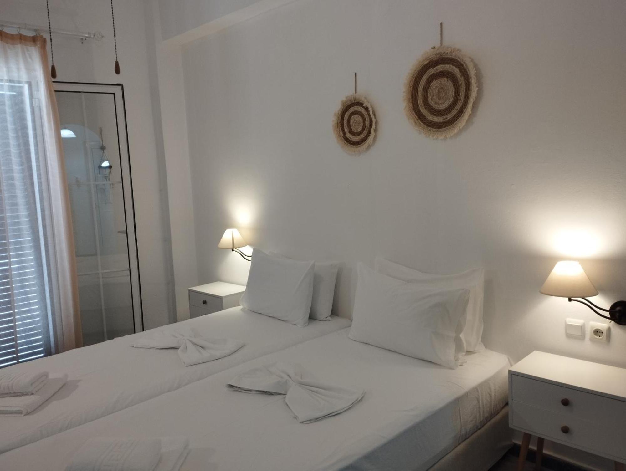 Marisini Sea View Aparthotel Mpatsi Buitenkant foto